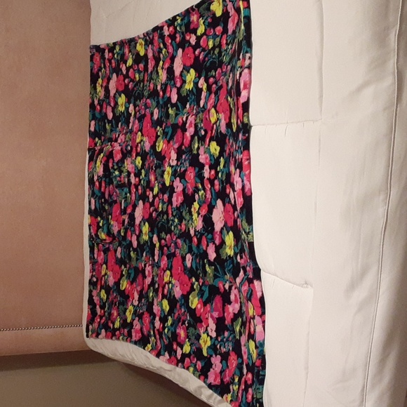 Brand new! ✈ Vera Bradley- Travel - Picture 5 of 5